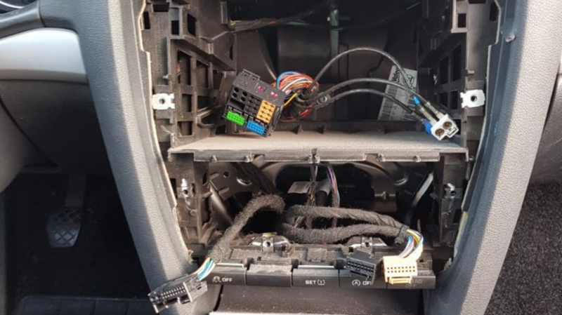 Wederom auto-eigenaar slachtoffer van autokrakers