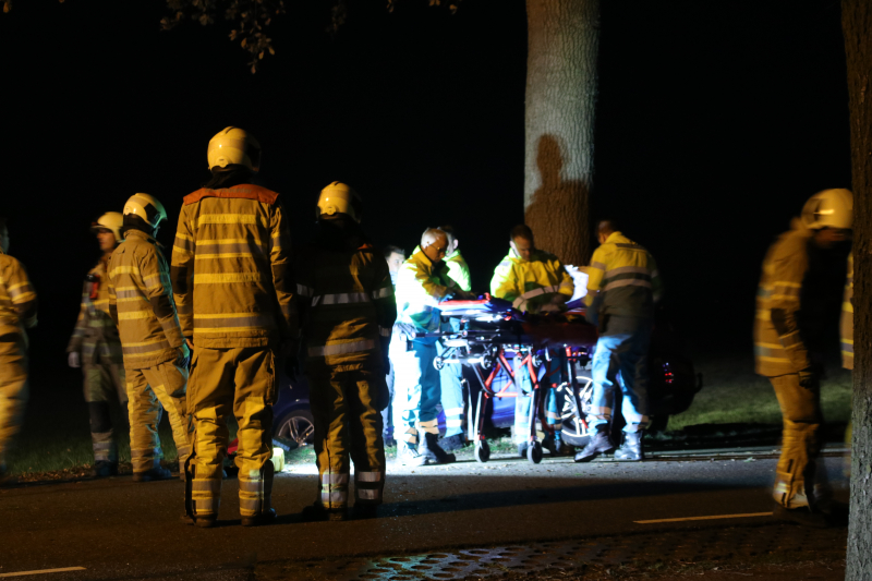 Drie gewonden bij eenzijdig ongeval
