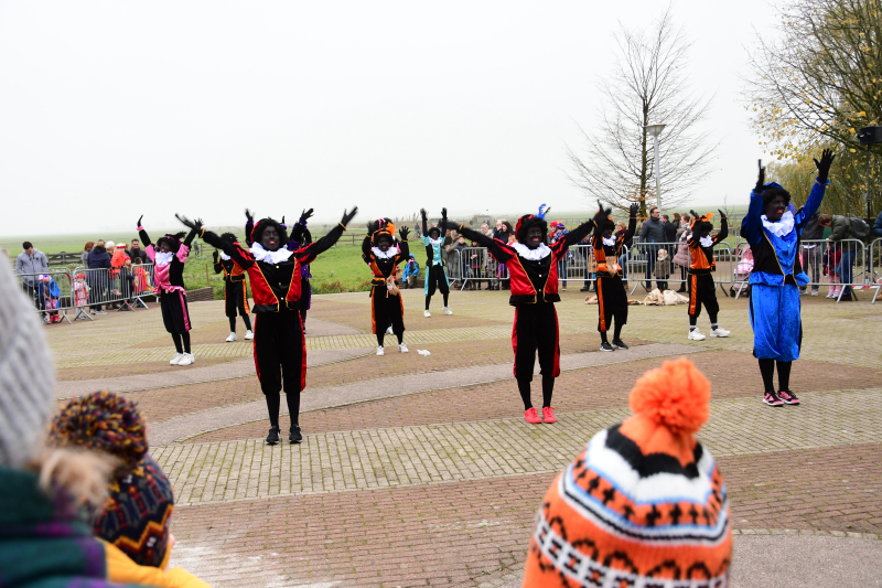 Groot welkom voor Sinterklaas en Zwarte Piet