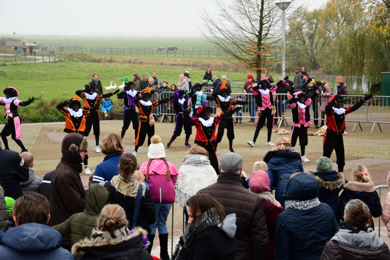 Groot welkom voor Sinterklaas en Zwarte Piet