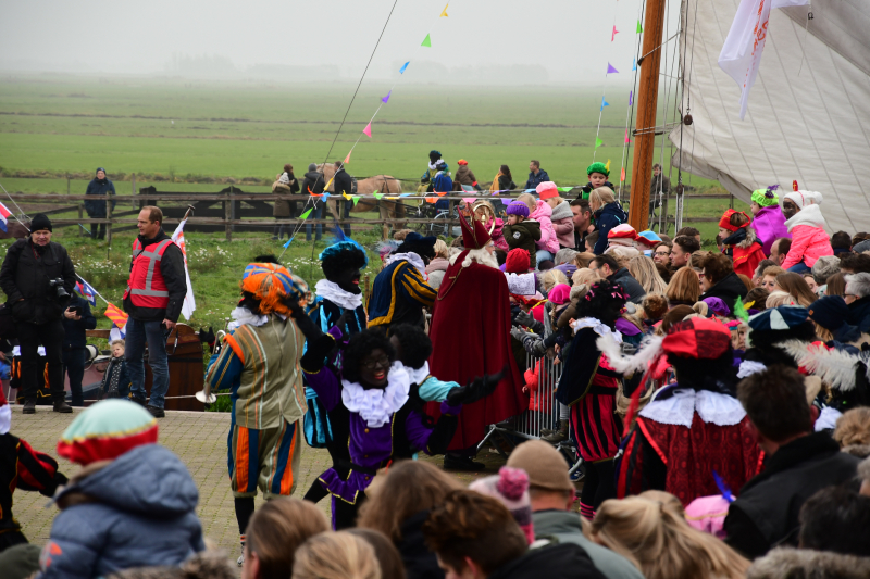 Groot welkom voor Sinterklaas en Zwarte Piet