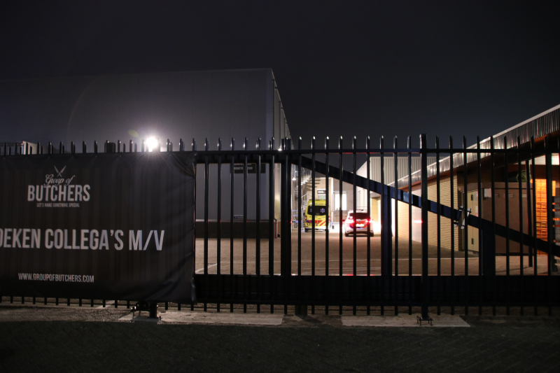 Persoon gewond bij vleeswarenfabrikant