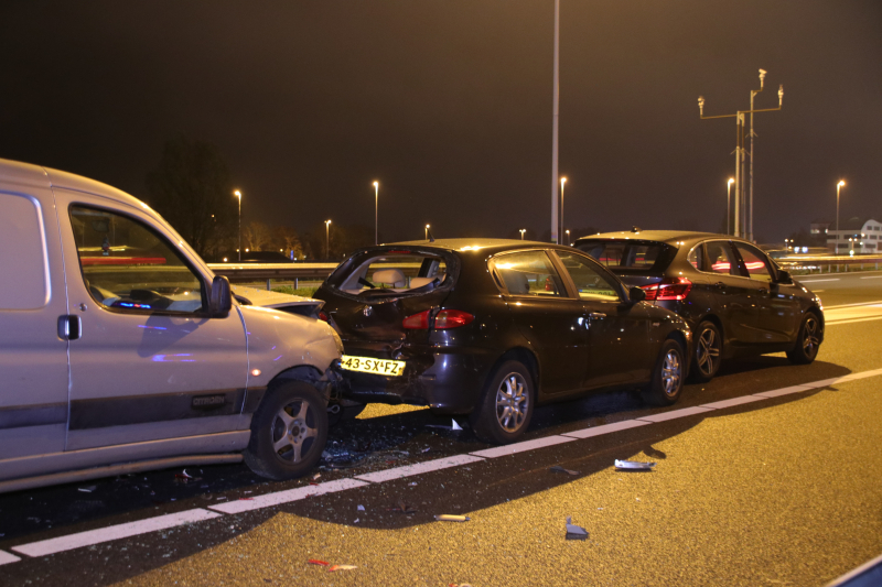 Kettingbotsing op afrit