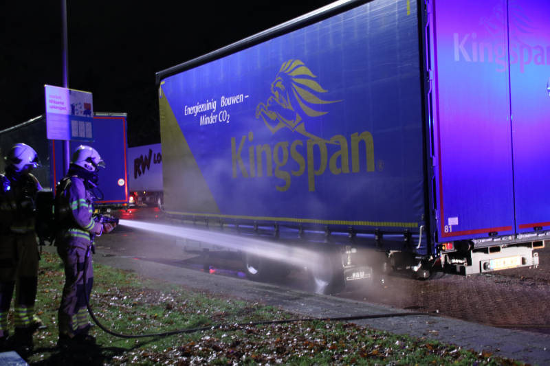 Aanhanger vat vlam op snelweg