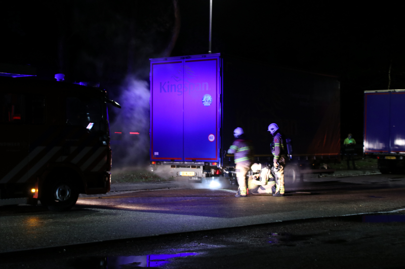 Aanhanger vat vlam op snelweg
