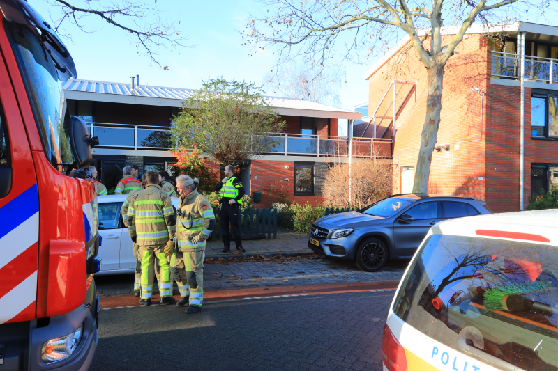 Persoon gewond bij woningbrand