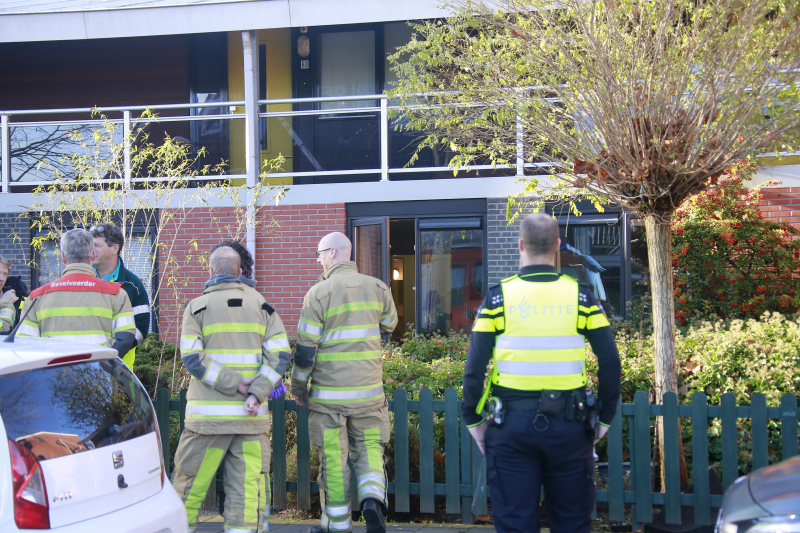 Persoon gewond bij woningbrand