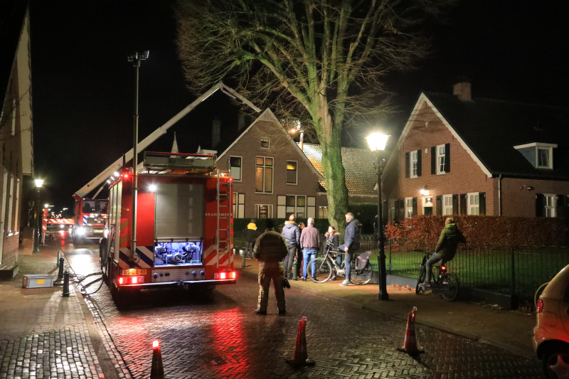 Veel bekijks bij schoorsteenbrand