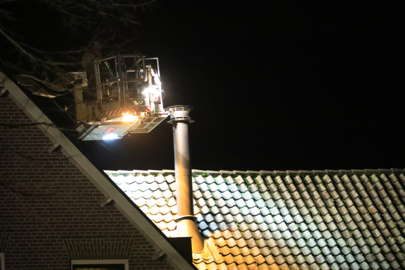 Veel bekijks bij schoorsteenbrand