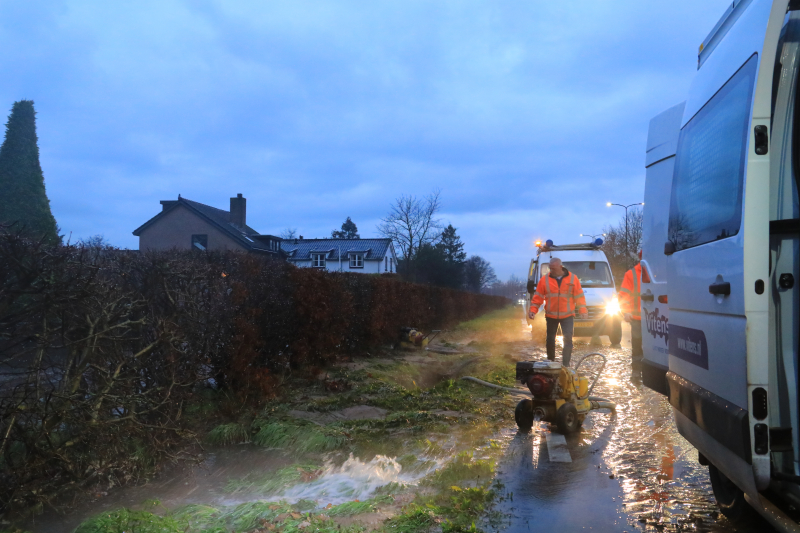 Hoofdwaterleiding gesprongen