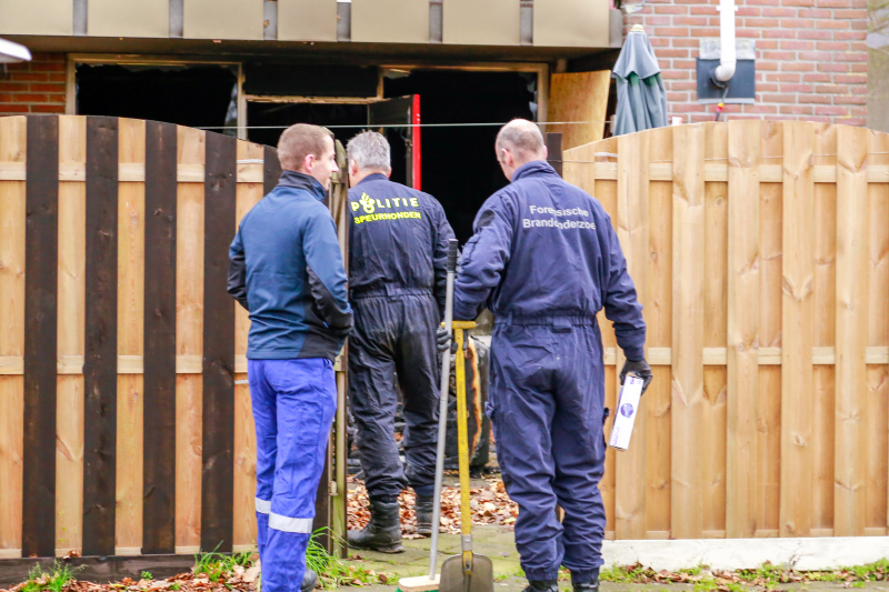 Politie doet onderzoek naar brand in woning