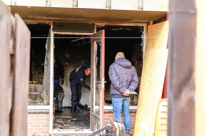 Politie doet onderzoek naar brand in woning