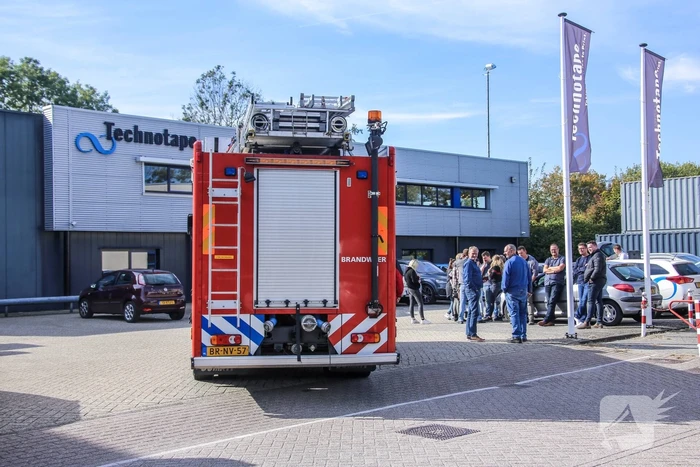 Bedrijfspand ontruimd na gaslucht