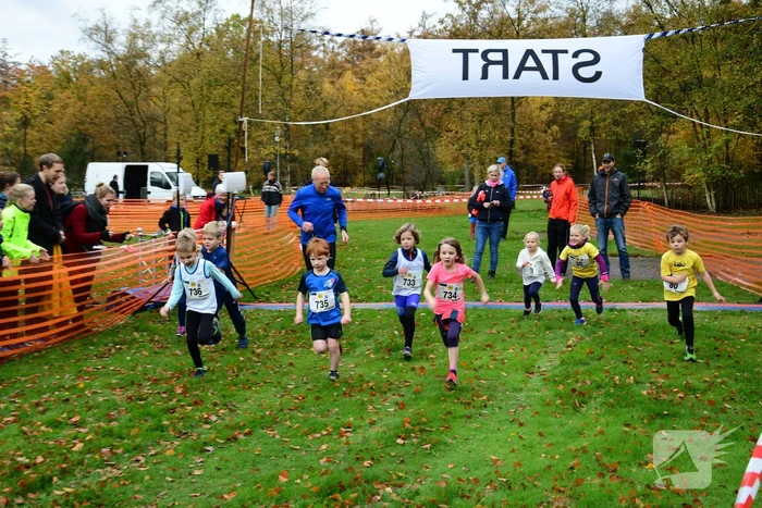 Honderden deelnemers van start bij BAV Zevenlindenloop