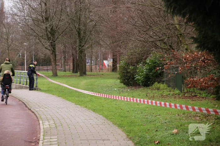 Twee verdachten gevlucht na overval bedrijfspand