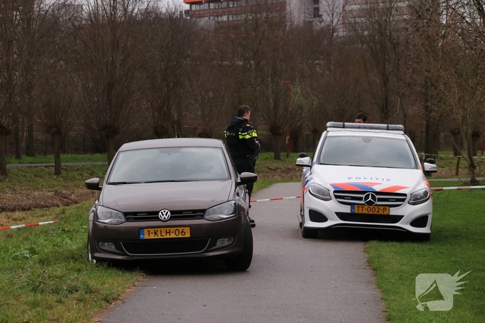 Twee verdachten gevlucht na overval bedrijfspand