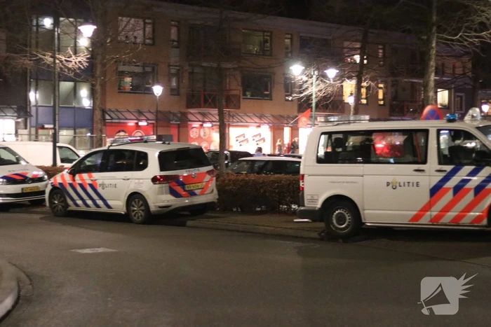 Twee daders voortvluchtig na overval op Kruidvat