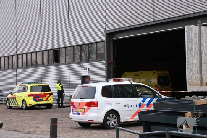 Persoon zwaargewond bij bedrijfsongeval