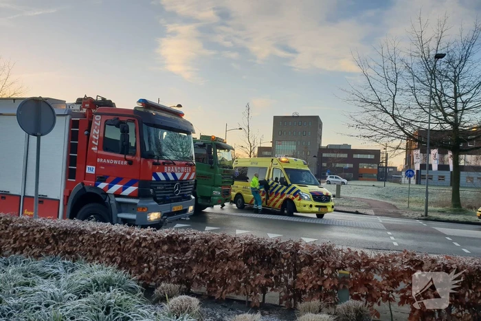 Voetganger ernstig gewond na aanrijding door vrachtwagen