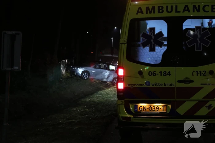Slippartij eindigt in droge sloot