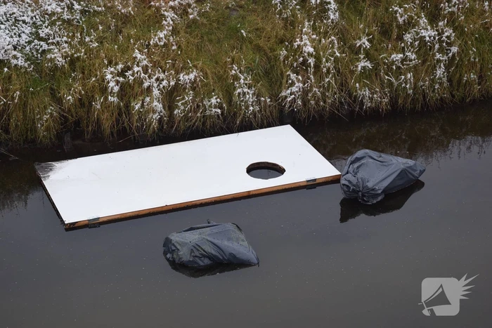 Drugsafval gedumpt in sloot
