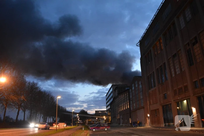 Zeer grote brand bij cementfabriek ENCI