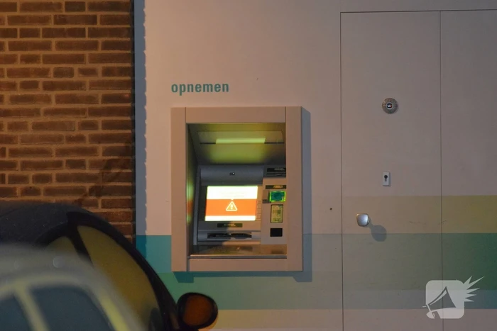 Mogelijk mislukte plofkraak op geldautomaat