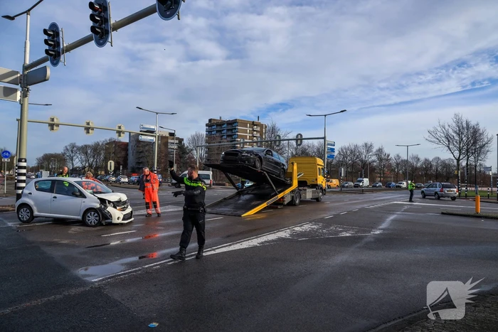 Flinke schade bij ongeval op kruising (Amersfoort)
