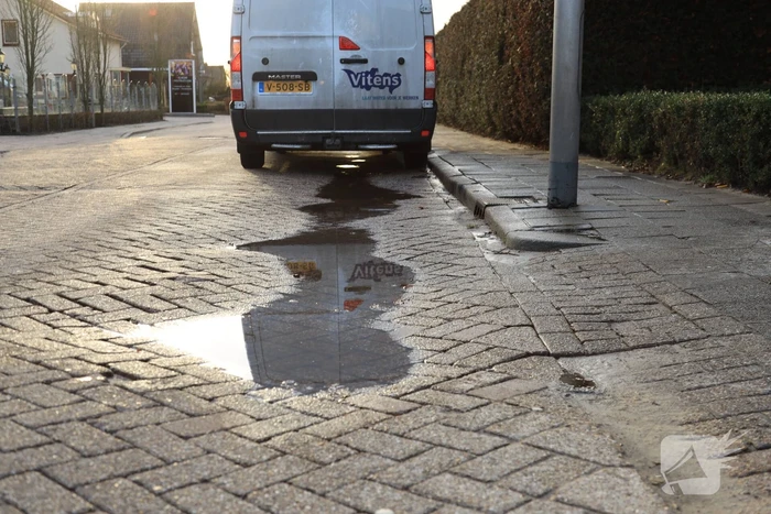 Huishoudens zonder water na lekkage (Hooglanderveen)