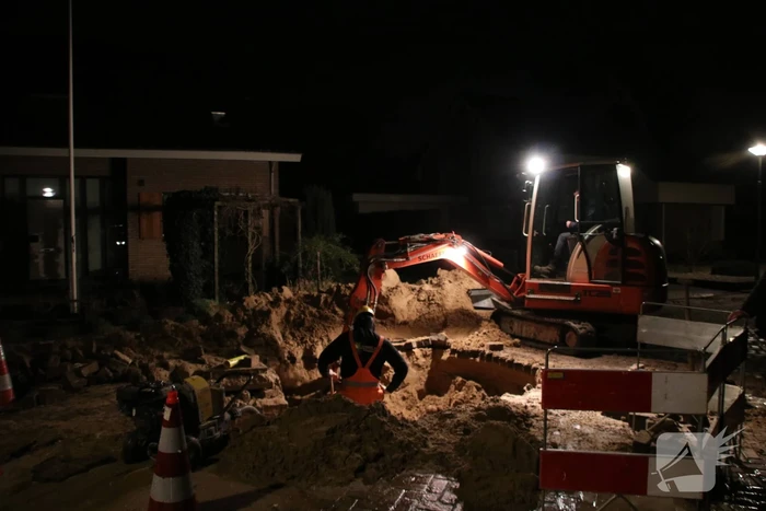 Zesenzestig huishoudens zonder water door gesprongen waterleiding (Barneveld)