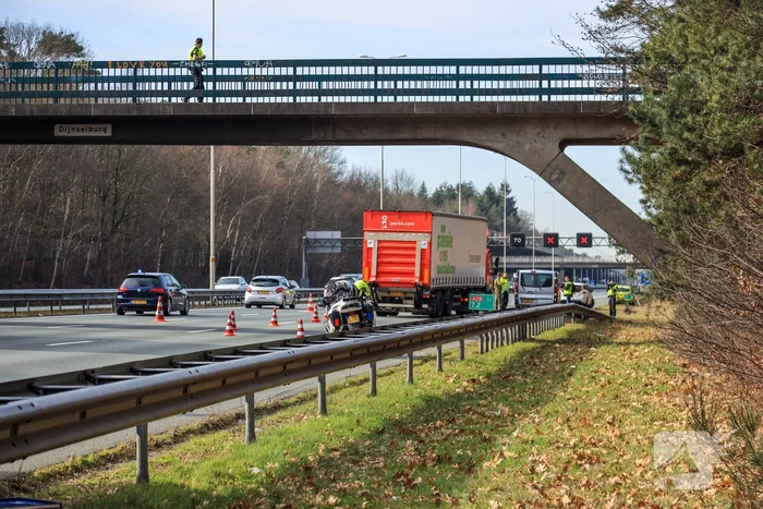 Snelweg-loper aangereden door vrachtwagen (Zeist)