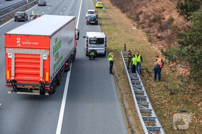 Snelweg-loper aangereden door vrachtwagen (Zeist)