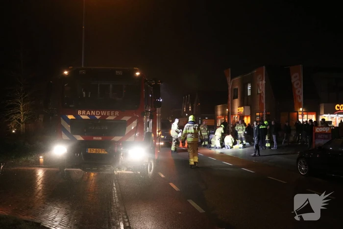 17-jarig scooterrijdster overleden bij aanrijding met auto (Kootwijkerbroek)