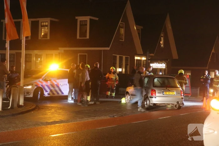 17-jarig scooterrijdster overleden bij aanrijding met auto (Kootwijkerbroek)