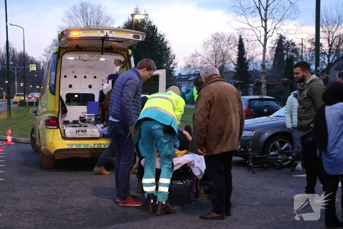 Fietser breekt been bij aanrijding met auto