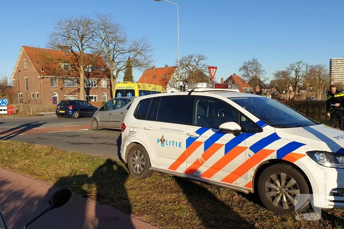 Fietser gewond bij aanrijding op rotonde (Wageningen)