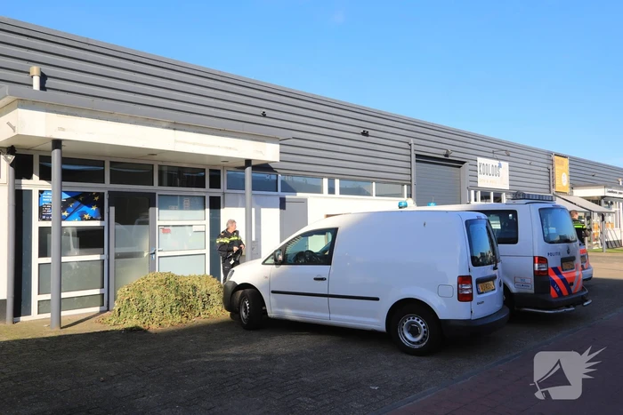 600 wietplanten gevonden in bedrijfspand (Bunschoten-Spakenburg)