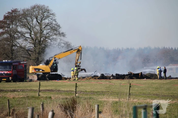 Veel rook bij brand in berg afval (Scherpenzeel)