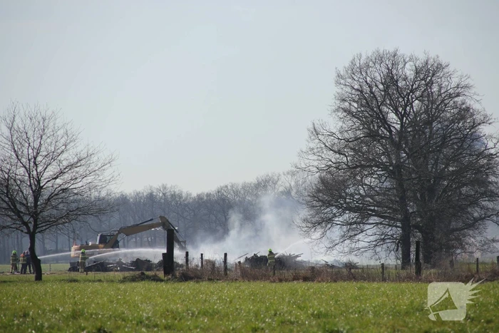 Veel rook bij brand in berg afval (Scherpenzeel)