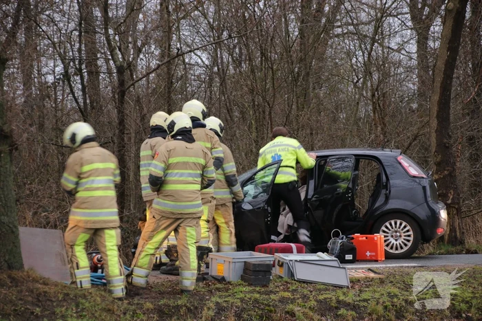 Persoon bekneld bij eenzijdig ongeval (Woudenberg)