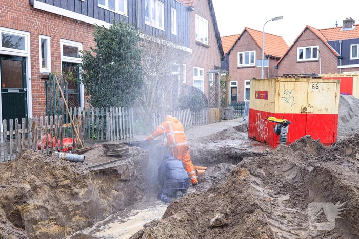 Hoofdwaterleiding geraakt bij graafwerkzaamheden (Amersfoort)