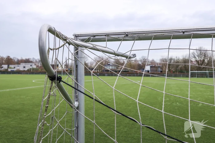 Doelen vernield voetbalclub VVZA (Amersfoort)