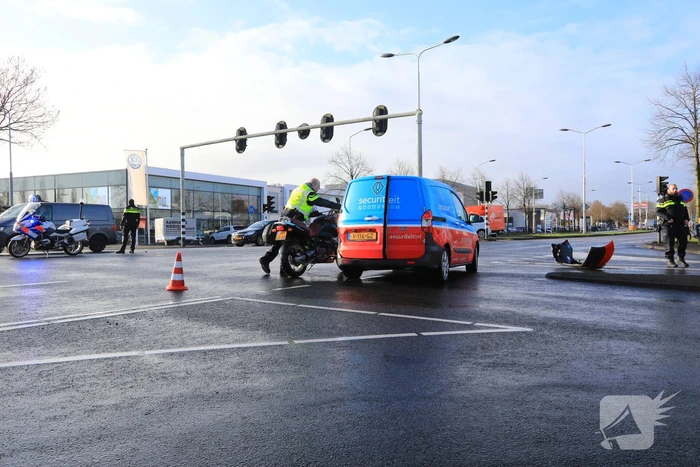 Motorrijder gewond na aanrijding met bestelbusje (Amersfoort)