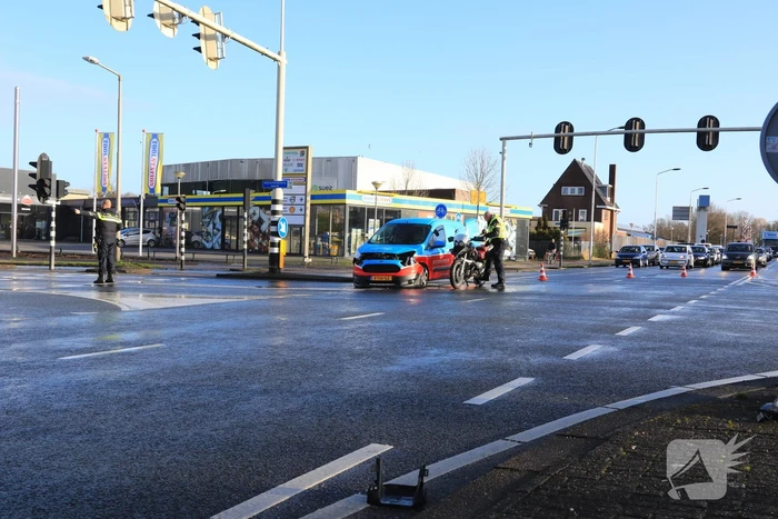 Motorrijder gewond na aanrijding met bestelbusje (Amersfoort)