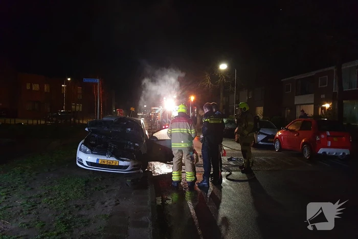 Auto verwoest door brand