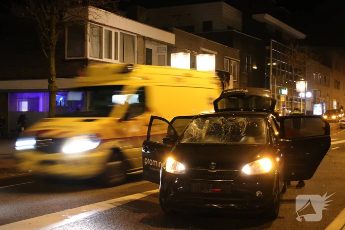 Maaltijdbezorger gewond bij aanrijding
