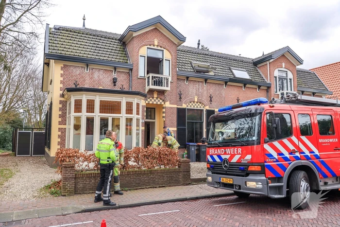Veel rook in woning door pannetje op het vuur