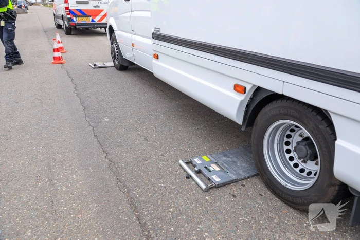 Verkeerscontrole combinatie-voertuigen