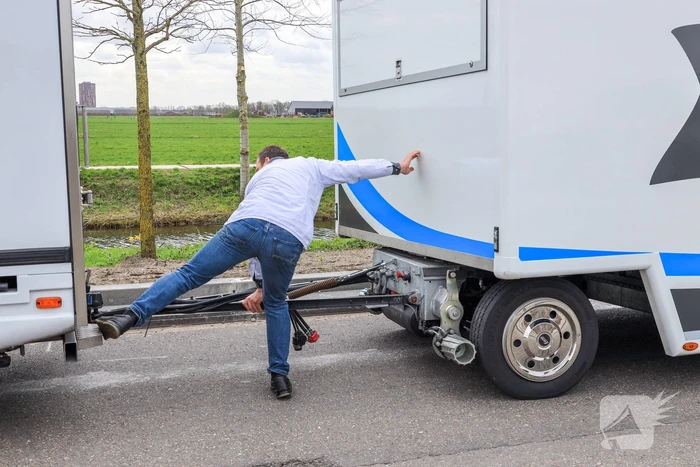 Verkeerscontrole combinatie-voertuigen
