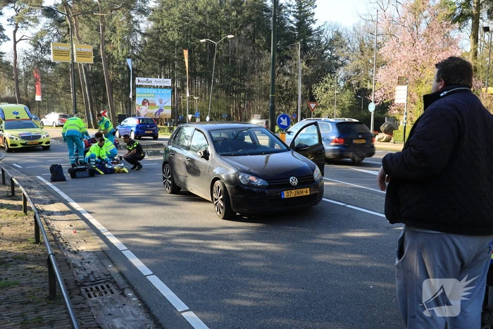 Fietsster ernstig gewond na aanrijding